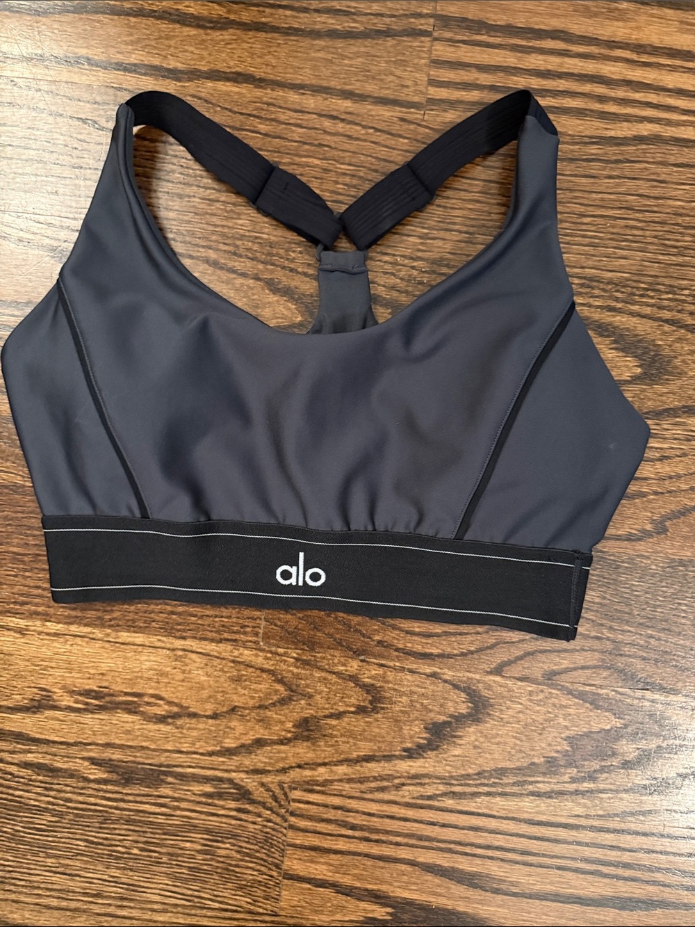 Alo Yoga Airlift Suit Up Stretch Sports Bra - Picture 2 of 3
